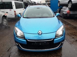 Used Bonnet Renault Megane III Grandtour (KZ) 2.0 16V CVT Price on request offered by A-Team Automotive Rotterdam