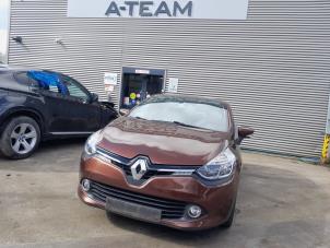 Used Headlight, left Renault Clio IV (5R) 1.5 Energy dCi 90 FAP Price on request offered by A-Team Automotive Rotterdam