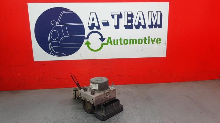 Used ABS pump Peugeot 308 SW (L4/L9/LC/LJ/LR) 1.6 BlueHDi 120 Price € 49,99 Margin scheme offered by A-Team Automotive