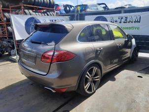 Used Rear door window 4-door door, rear right Porsche Cayenne II (92A) 4.8 V8 32V S Price on request offered by A-Team Automotive Rotterdam