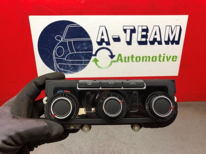 Heater control panel from a Volkswagen Caddy IV 2.0 TDI 75 2016