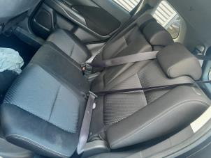 Usagé Ceinture de sécurité arrière centre Mitsubishi Outlander (GF/GG) 2.0 16V 4x2 Prix € 74,99 Règlement à la marge proposé par A-Team Automotive Rotterdam