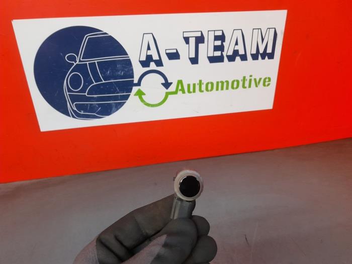 Usados Sensor PDC Ford Focus 3 1.6 TDCi ECOnetic Precio € 25,00 Norma de margen ofrecido por A-Team Automotive