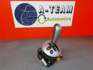 Używane Dzwignia wyboru automatycznej skrzyni biegów Fiat Panda (169) 1.2 Fire Cena € 50,00 Procedura marży oferowane przez A-Team Automotive Rotterdam