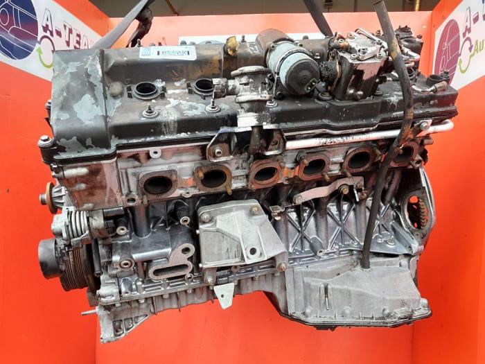 Engine from a BMW 7 serie (E65/E66/E67) 760i,Li 6.0 V12 48V 2003