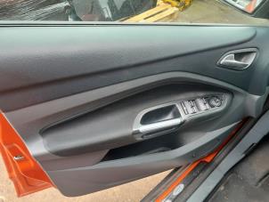 Usagé Revêtement portière haut 4portes avant gauche Ford Grand C-Max (DXA) 1.6 SCTi 16V Prix sur demande proposé par A-Team Automotive Rotterdam