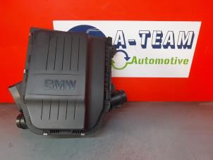Usagé Boîtier filtre à air BMW 3 serie Touring (E91) 335i 24V Prix € 59,99 Règlement à la marge proposé par A-Team Automotive Rotterdam