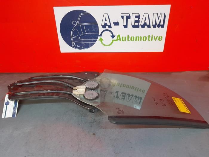 Usados Ventanilla triangular derecha detrás Mini Mini Open (R57) 1.6 16V Cooper S Precio € 74,99 Norma de margen ofrecido por A-Team Automotive