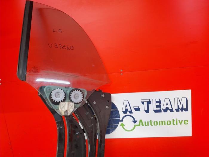 Usados Ventanilla triangular izquierda detrás Mini Mini Open (R57) 1.6 16V Cooper S Precio € 74,99 Norma de margen ofrecido por A-Team Automotive