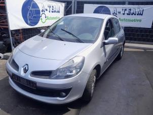 Used Radiator Renault Clio III (BR/CR) 1.4 16V Price on request offered by A-Team Automotive Rotterdam