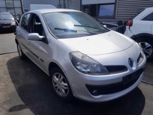 Used Front wishbone, right Renault Clio III (BR/CR) 1.4 16V Price on request offered by A-Team Automotive Rotterdam