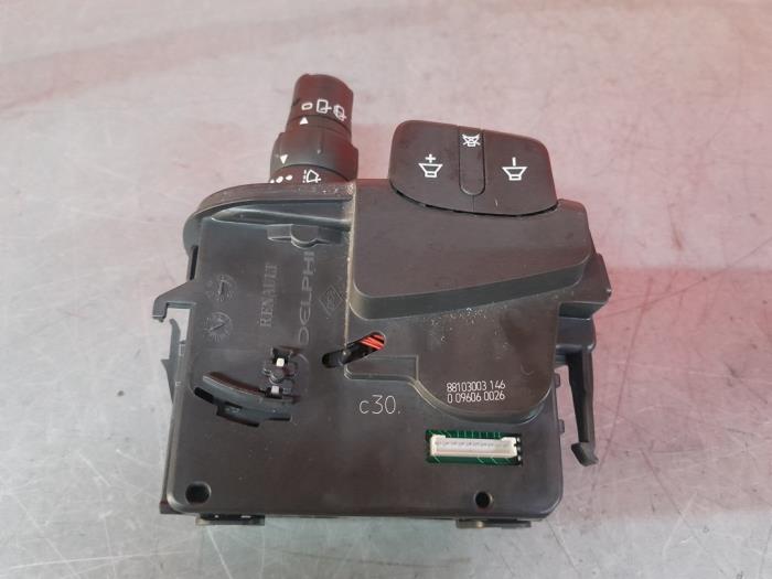 Wiper switch from a Renault Clio III (BR/CR) 1.2 16V 75 2007