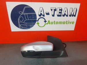 Used Wing mirror, right Volkswagen Polo V (6R) 1.2 TDI 12V BlueMotion Price on request offered by A-Team Automotive Rotterdam