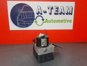 Używane Pompa ABS Ford Focus 2 Wagon 1.6 16V Cena € 49,99 Procedura marży oferowane przez A-Team Automotive Rotterdam