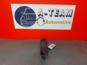 Używane Przelacznik elektrycznej szyby Ford Focus 3 Wagon 1.0 Ti-VCT EcoBoost 12V 125 Cena € 29,99 Procedura marży oferowane przez A-Team Automotive Rotterdam