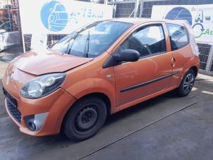 Used Wing mirror, left Renault Twingo II (CN) 1.2 16V Price € 29,99 Margin scheme offered by A-Team Automotive Rotterdam