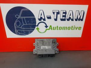 Usagé Ordinateur gestion moteur Renault Twingo II (CN) 1.2 16V Prix € 39,99 Règlement à la marge proposé par A-Team Automotive Rotterdam