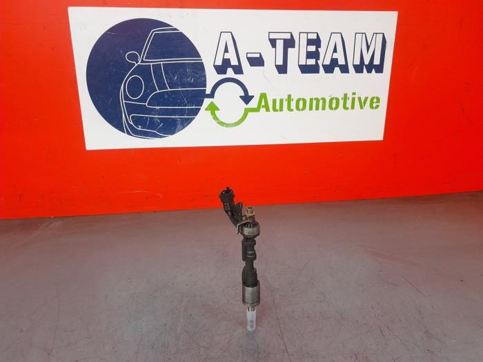Injector (petrol injection) from a Ford Grand C-Max (DXA) 1.6 SCTi 16V 2011
