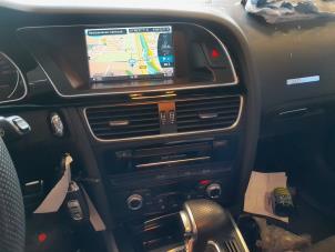 Usagé Radio/Lecteur CD Audi A5 (8T3) 1.8 TFSI 16V Prix sur demande proposé par A-Team Automotive Rotterdam