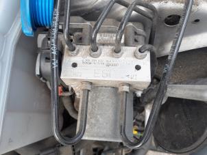 Usagé Pompe ABS Audi A5 (8T3) 1.8 TFSI 16V Prix € 199,99 Règlement à la marge proposé par A-Team Automotive Rotterdam