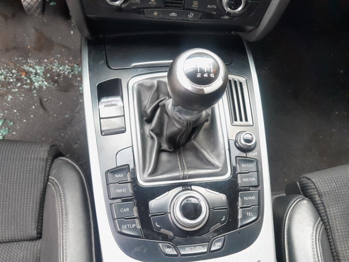 I-Drive knob from a Audi A5 Sportback (8TA) 2.0 TDI 16V 2014