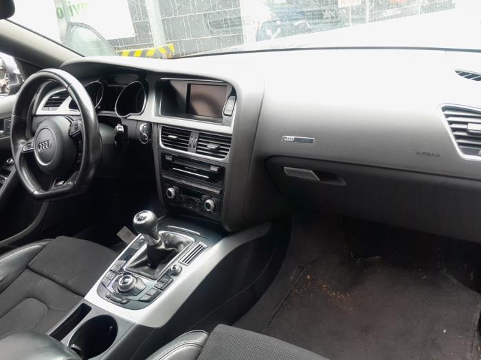 Navigation System van een Audi A5 Sportback (8TA) 2.0 TDI 16V 2014