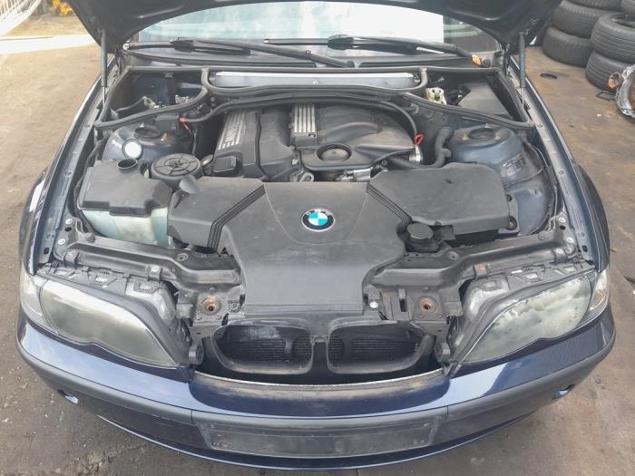 Engine from a BMW 3 serie (E46/4) 318i 16V 2004