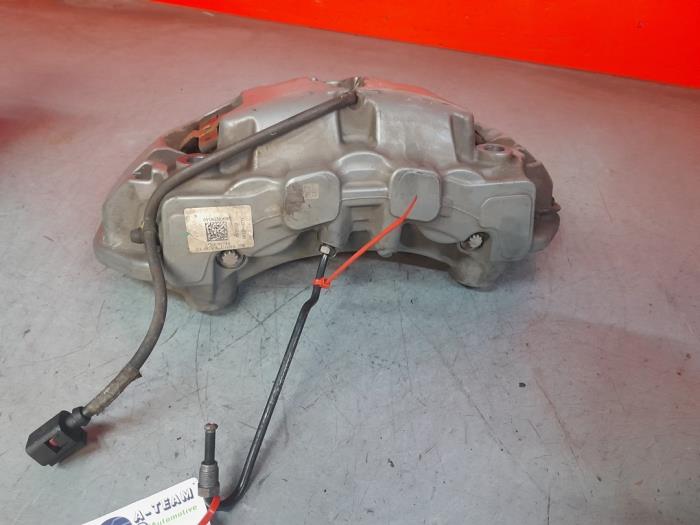 Front brake calliper, right from a Porsche Cayenne III (9YA) 2.9 Biturbo V6 24V S 2019