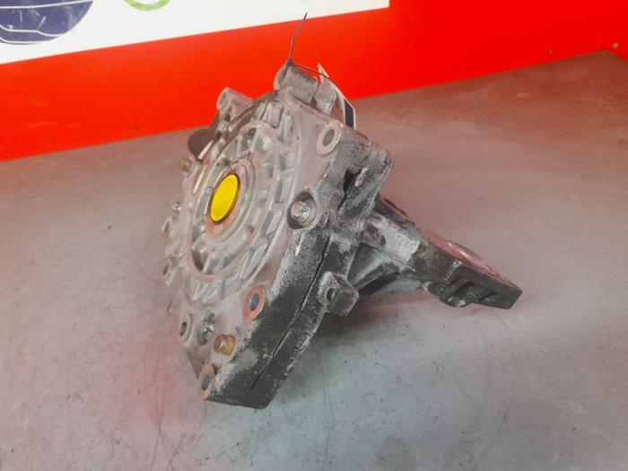 Front differential from a Porsche Panamera (970) 4.8 V8 32V 4S 2011