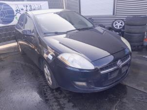 Used Front drive shaft, right Fiat Bravo (198A) 1.4 16V Price on request offered by A-Team Automotive Rotterdam