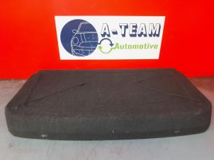 Used Parcel shelf Fiat Bravo (198A) 1.4 16V Price € 39,99 Margin scheme offered by A-Team Automotive Rotterdam