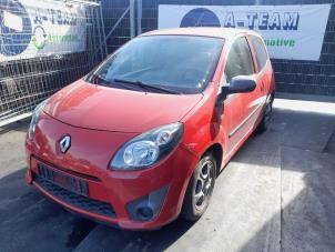 Used Front end, complete Renault Twingo II (CN) 1.2 16V Price € 749,99 Margin scheme offered by A-Team Automotive Rotterdam