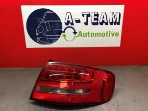 Używane Tylne swiatlo pozycyjne prawe Audi A4 Avant (B8) 2.0 TFSI 16V Cena € 140,00 Procedura marży oferowane przez A-Team Automotive Rotterdam