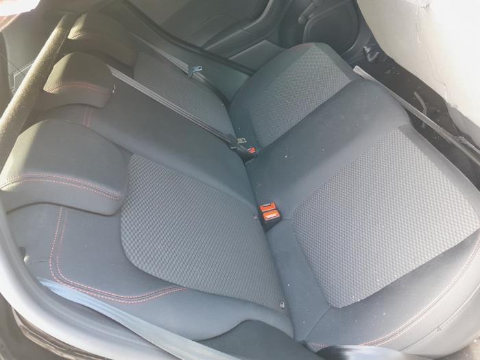 Siège droit d'un Ford Fiesta 7 1.0 EcoBoost 12V 125 2019