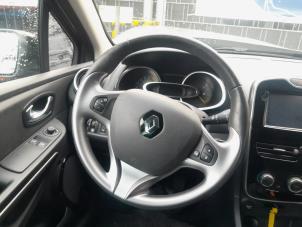 Used Instrument panel Renault Clio IV (5R) 0.9 Energy TCE 90 12V Price on request offered by A-Team Automotive Rotterdam