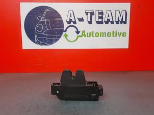 Used Tailgate lock mechanism Peugeot 307 SW (3H) 1.6 16V Price € 19,99 Margin scheme offered by A-Team Automotive Rotterdam