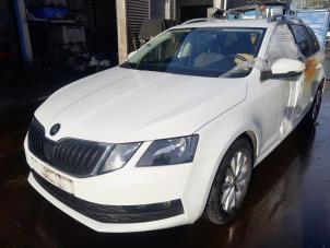 Used Front wing, left Skoda Octavia Combi (5EAC) 1.6 TDI 16V Price on request offered by A-Team Automotive Rotterdam