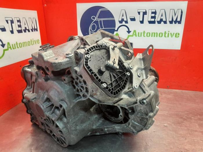 Gearbox from a Skoda Octavia Combi (5EAC) 1.6 TDI 16V 2018