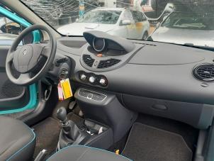 Gebrauchte Handschuhfach Renault Twingo II (CN) 1.2 16V Preis auf Anfrage angeboten von A-Team Automotive Rotterdam