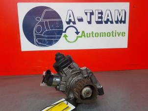 Used Mechanical fuel pump Renault Clio IV (5R) 1.5 Energy dCi 90 FAP Price € 149,99 Margin scheme offered by A-Team Automotive Rotterdam