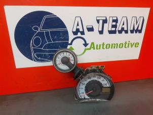 Usagé Tachomètre Toyota Aygo (B10) 1.0 12V VVT-i Prix € 39,99 Règlement à la marge proposé par A-Team Automotive Rotterdam