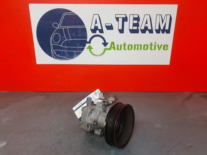 Usagé Pompe de direction Volkswagen Bora (1J2) 1.6 16V Prix € 29,99 Règlement à la marge proposé par A-Team Automotive