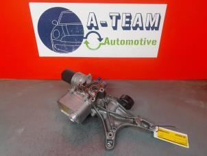 Usagé Boîtier filtre à huile Audi A5 (8T3) 1.8 TFSI 16V Prix € 49,99 Règlement à la marge proposé par A-Team Automotive Rotterdam