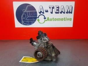 Used Mechanical fuel pump Renault Clio IV Estate/Grandtour (7R) 1.5 Energy dCi 90 FAP Price € 149,99 Margin scheme offered by A-Team Automotive Rotterdam