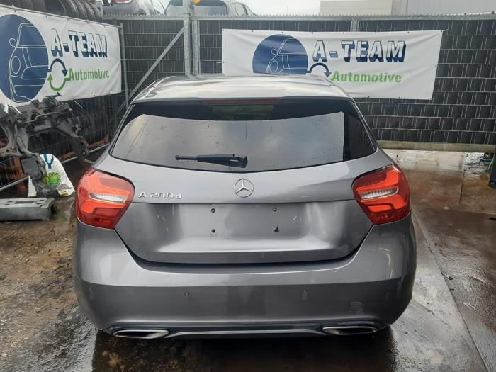 Begagnade Underram Mercedes A (W176) 2.2 A-200 CDI, A-200d 16V Pris på förfrågan erbjuds av A-Team Automotive