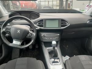 Used Gear stick cover Peugeot 308 SW (L4/L9/LC/LJ/LR) 1.2 12V e-THP PureTech 130 Price on request offered by A-Team Automotive Rotterdam