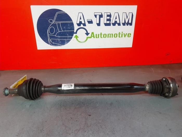 Front drive shaft, right from a Volkswagen Polo V (6R) 1.2 12V 2011