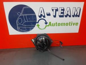 Używane Kamera cofania Volkswagen Golf VII (AUA) 1.4 GTE 16V Cena € 249,99 Procedura marży oferowane przez A-Team Automotive Rotterdam
