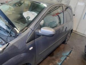 Used Wing mirror, left Renault Twingo II (CN) 1.2 16V Price on request offered by A-Team Automotive Rotterdam