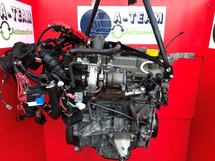 Engine from a Mercedes-Benz Citan (415.7) 1.2 112 Kombi 2019